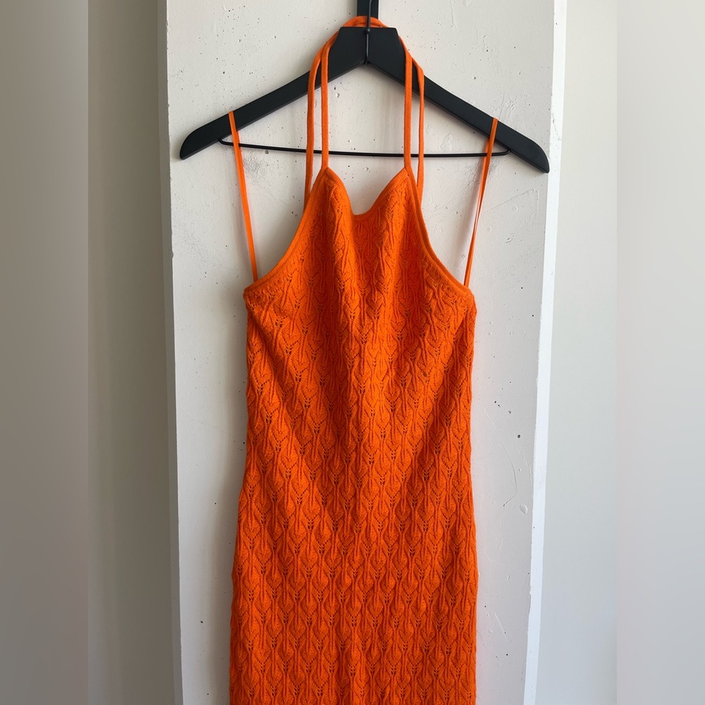 Alice + Olivia Jone Halter Neck Fitted Midi Dress in Sienna Size S - Picture 2 of 8